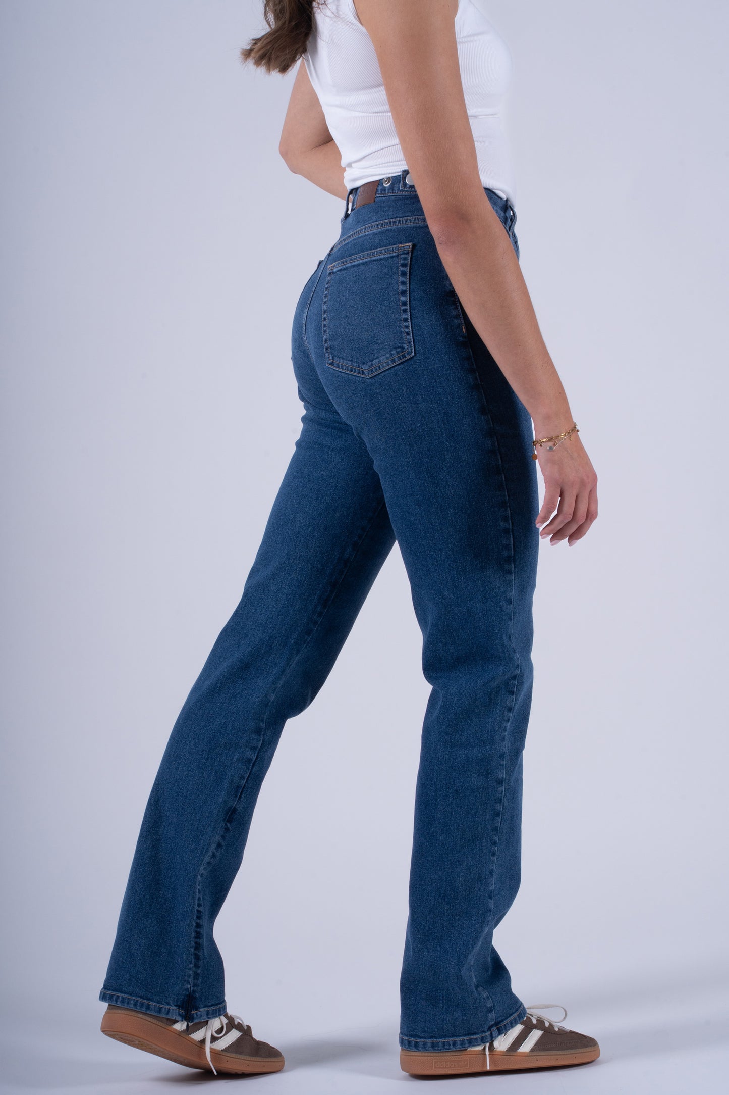 Straight Jeans
